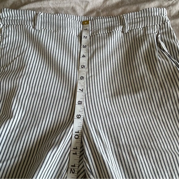Hilary Radley Light Academia White and Grey Striped Business Casual Dress Pants - Picture 8 of 8
